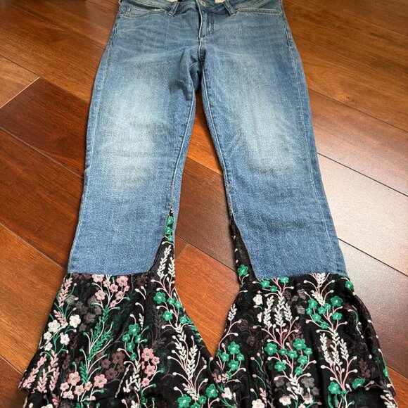 Anthropologie Pilcro and The Letterpress Sheer Embroidered Hem Jeans Sz 26 - Picture 2 of 5